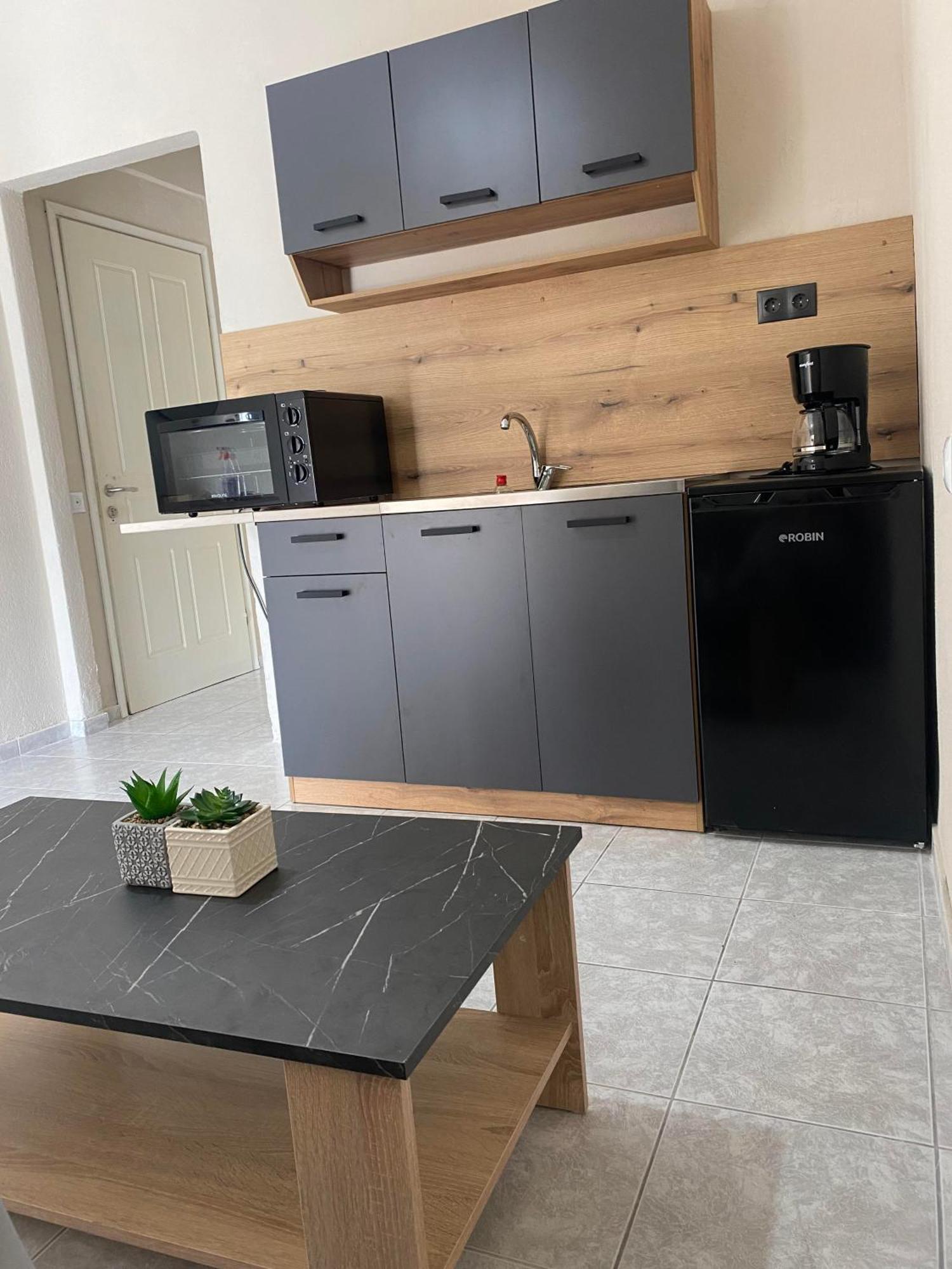 Appartamento Sun & Sea Nea Iraklia Esterno foto